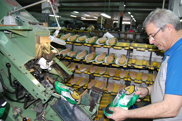 El procés de fabricació és encara una mica artesanal