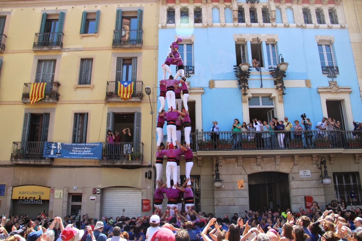 El quatre de vuit, un dels èxits dels morats a Gràcia