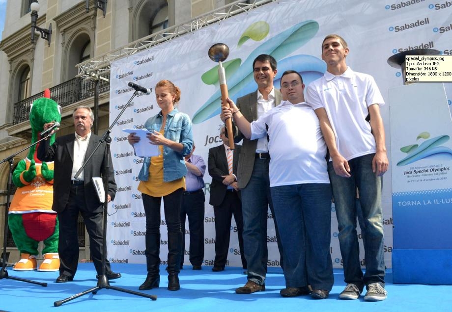 Arribada de la flama dels Special Olympics a Igualada