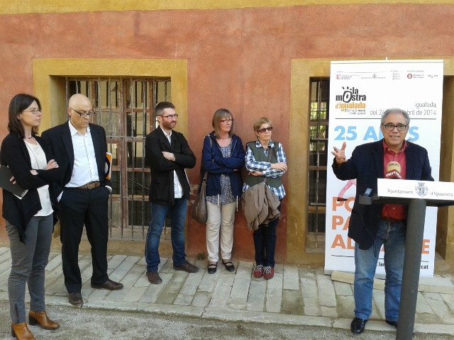 Presentació de la Mostra al pati de La Cotonera