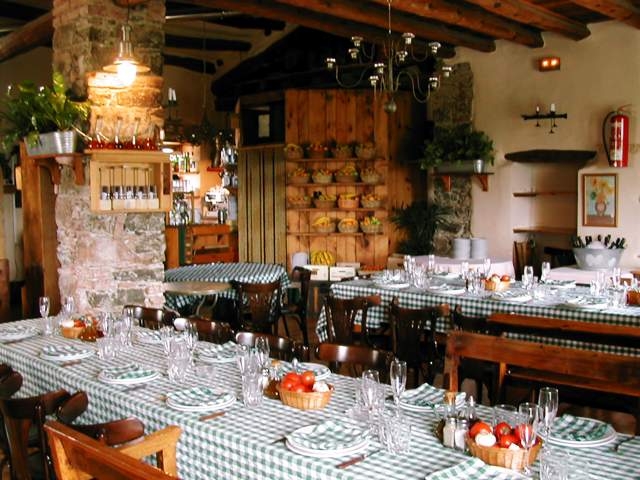 Una de les imatges de l'interior del restaurant, abans de l'incident