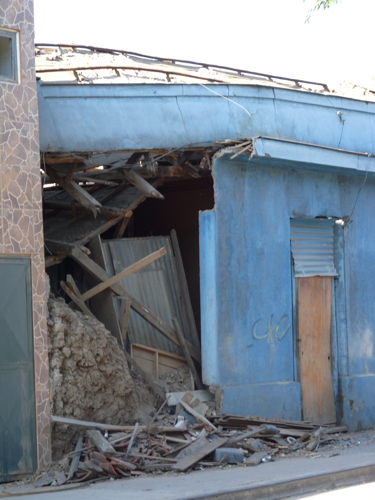 Una de les moltes cases destruïdes, al Barrio Brasil - Foto: Cora Muntané