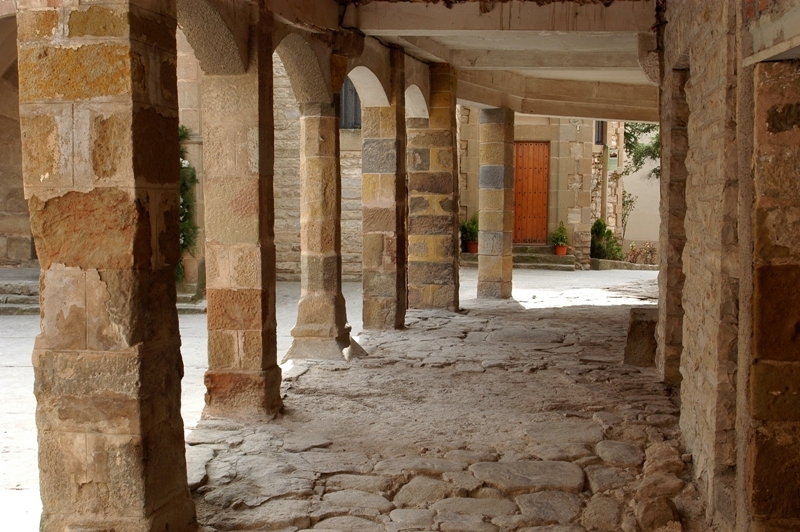 Plaça Major porticada