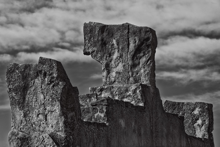 Una imatge del llibre sobre l'Asil del Sant Crist d'Igualada