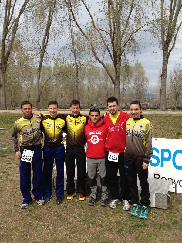 Els participants del CAI Triatló Petromiralles a la prova