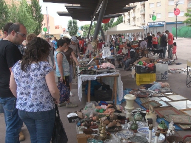 Mercat de brocanters a Montbui