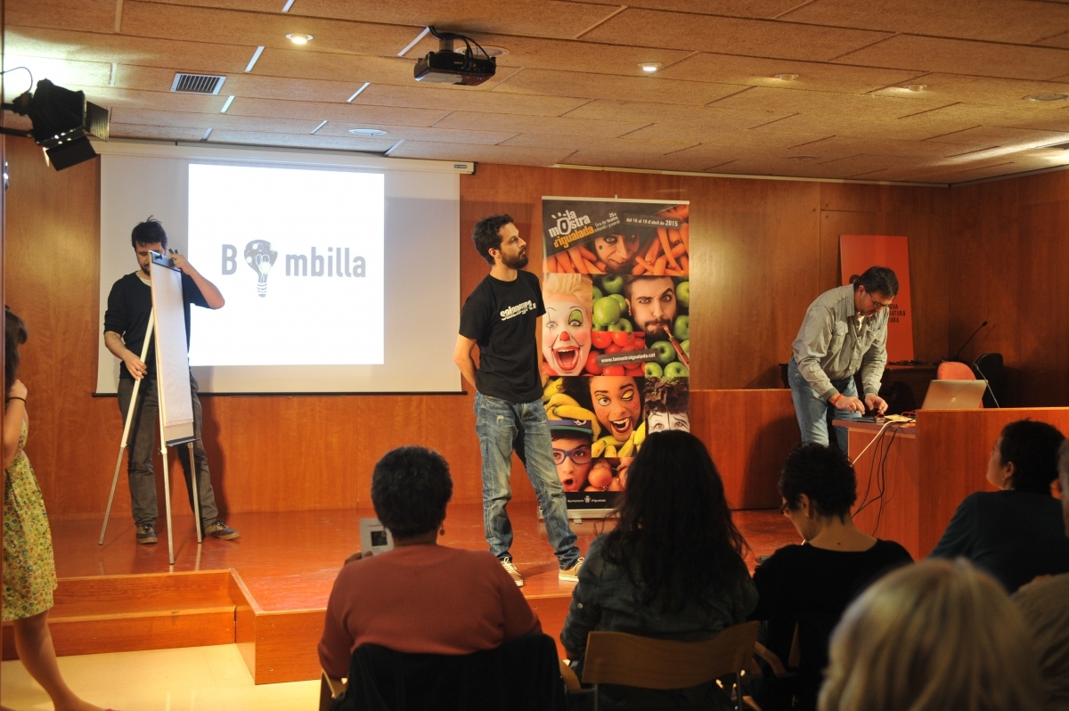 'Bombilla', el primer projecte presentat ahir