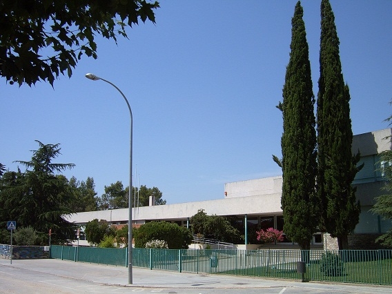 L'IES Pere Vives, com la majoria d'instituts, també tanca les seves portes