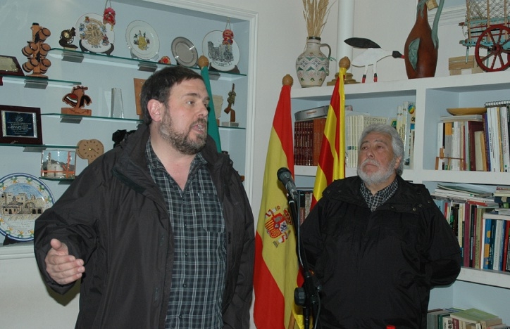 Oriol Junqueras durant la seva visita a la Unió Cultural Extremenya-Anoia