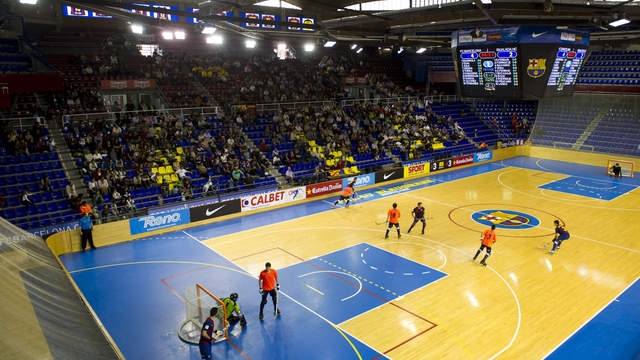 El primer partit va ser al Palau Blaugrana. Imatge d'arxiu