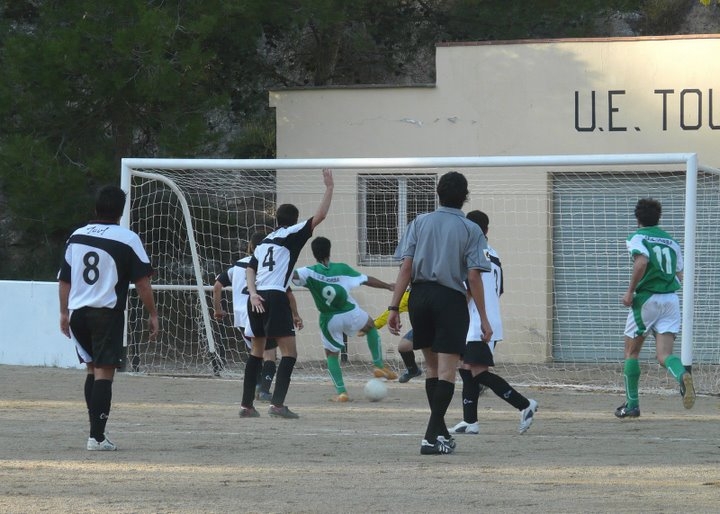 El Tous ha perdut a casa davant el Riudebitlles (1-2)