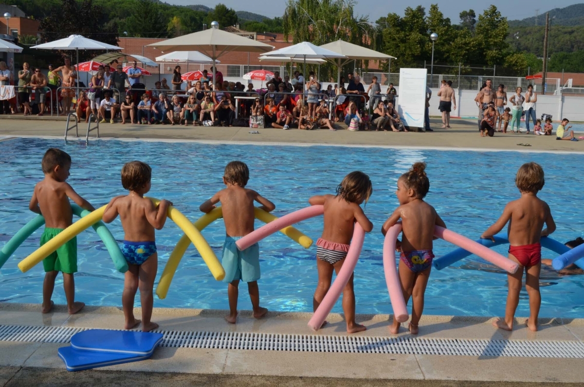 Una imatge de l'estiu passat, a la piscina poblatana