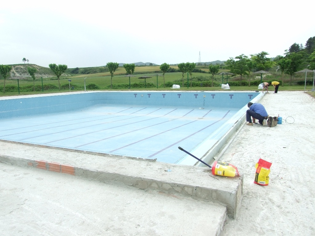 La piscina de Montbui estarà oberta i renovada per aquesta temporada