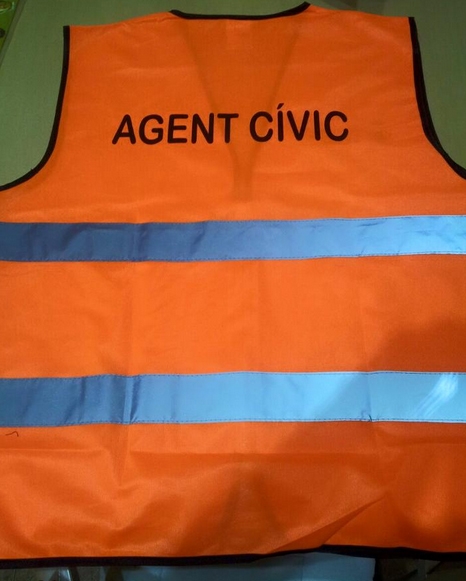 Les agents vestiran aquestes robes distintives