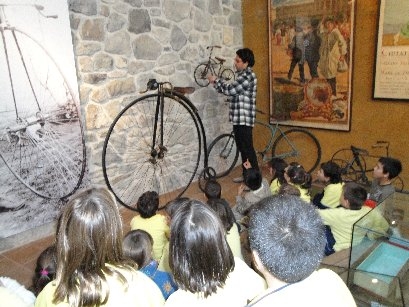 Els nens de 3r del CEIP Ramon Castelltort a Verdú