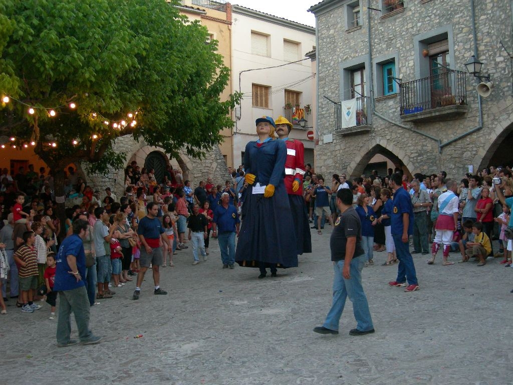 Els gegants de la Llacuna per Festa Major