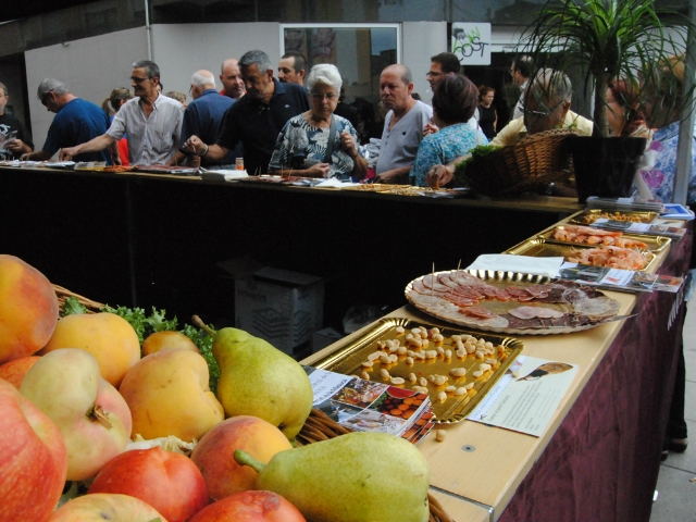 Estand del Mercat de la Masuca a la Botiga al Carrer