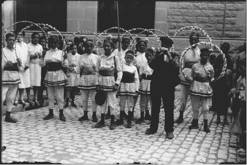 Cercolets a la plaça del Pilar d'Igualada, cap a l'any 1925 - Foto: Arxiu Fotogràfic Municipal