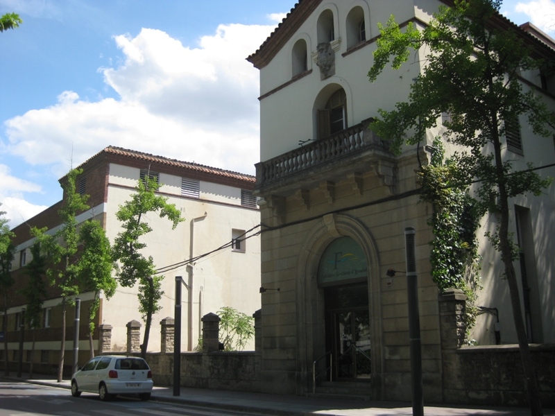 La seu del Banc d'Aliments és a l'antic hospital