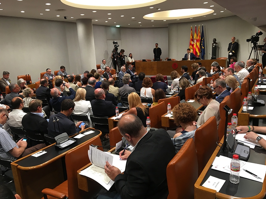 Castells presideix el Ple com a nou president de l'ens (AnoiaDiari)