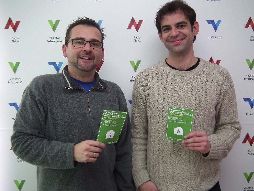 Dos dels representants de la PAH, Toni Maraver i Vicenç Bitrian FOTO: Ràdio Nova