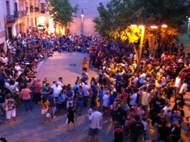 Tabalada a la Plaça Pius XII. Foto: Coll@nada