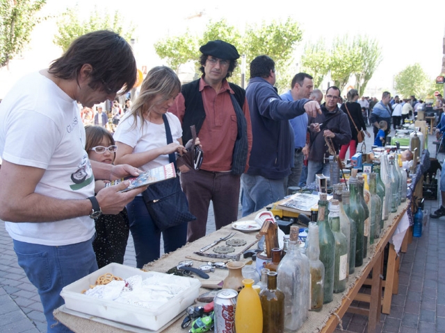 A la fira hi va haver brocanters, antiquaris i col·leccionistes arribats d’arreu de Catalunya