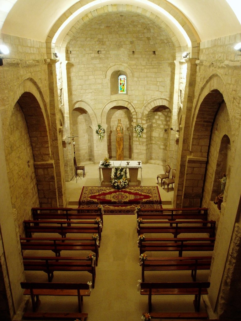 Interior de l'església de Veciana