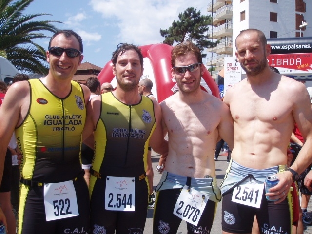 La 2a triatló de Lloret va comptar amb la participació d'atletes del CAI