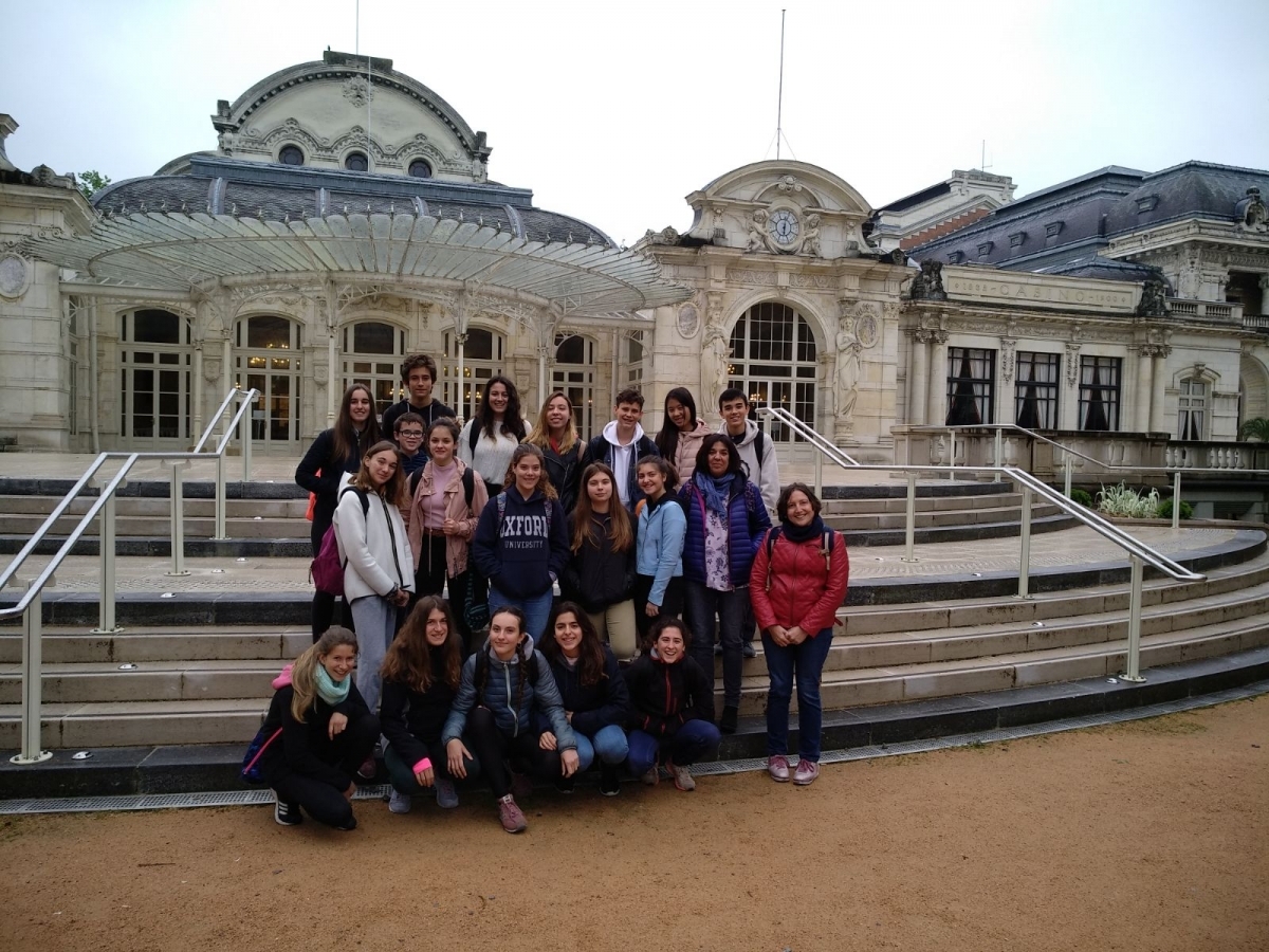 El grup d'alumnes, en aquest dies a França