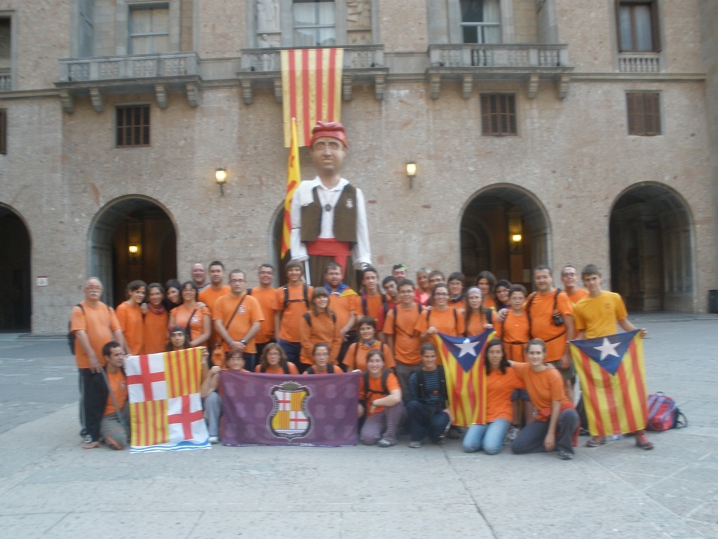 La colla amb el Bisbalet a Montserrat