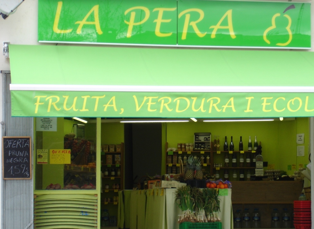 L'establiment La Pera, a Masquefa, ofereix nombrosos productes ecològics