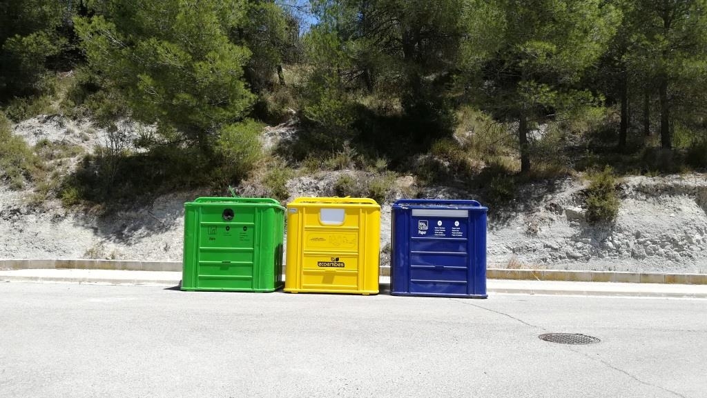 Els contenidors del carrer Canigó
