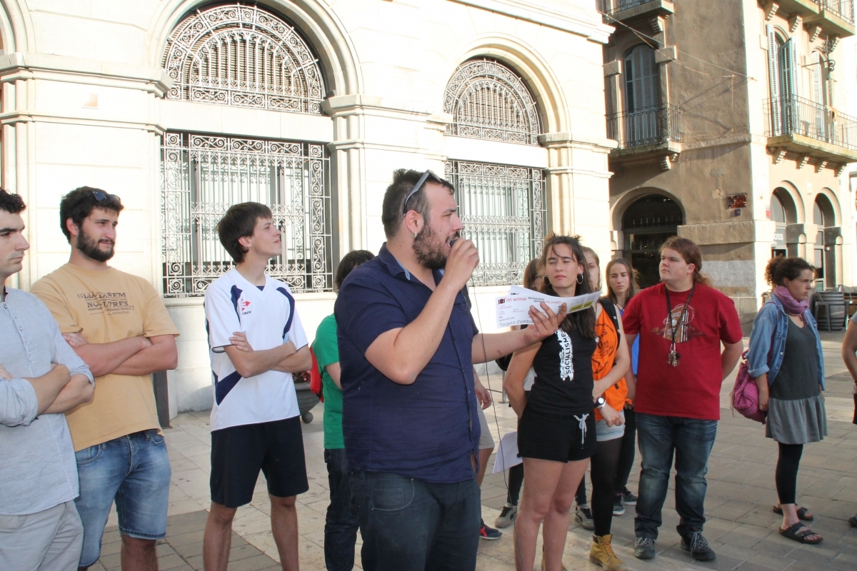 La presentació ha tingut lloc a la plaça de l'Ajuntament d'Igualada