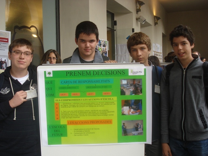 Els quatre alumnes que van participar a la Conferència Catalana el passat mes de novembre