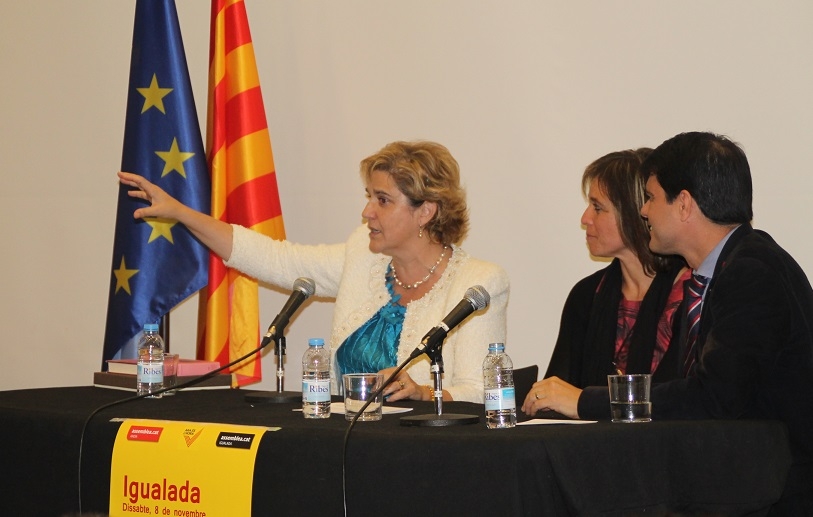 L'acte ha comptat amb la presència de Pilar Rahola, l'alcalde Marc Castells i la presidenta de l'ANC Anoia, Núria Vinyals