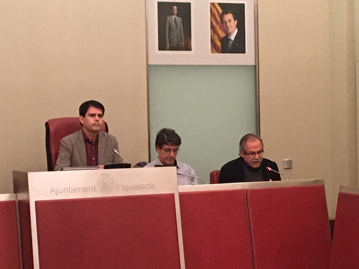 L'escriptor Antoni Dalmau oferí una conferència sobre el cooperativisme a Igualada.