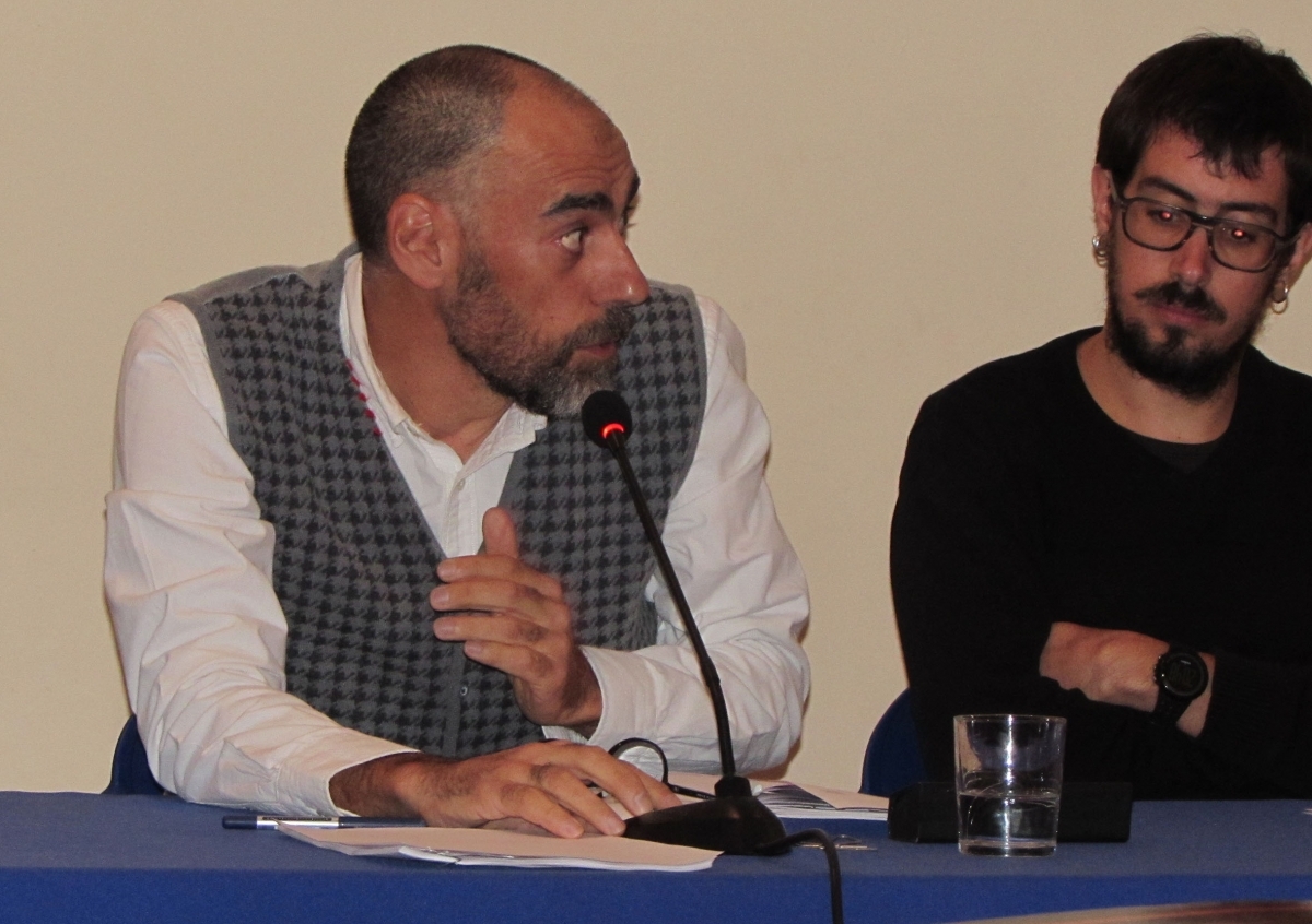 El batlle i el regidor Jordi Fitó, durant la sessió de dilluns