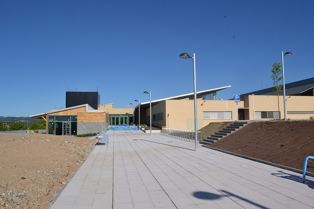 Vista exterior de la nova Escola d'Enginyeria