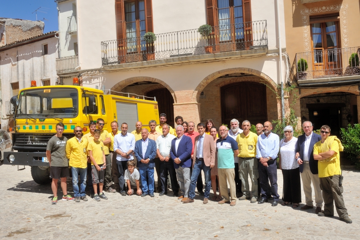 La presentació del vehicle, amb la presència de voluntaris