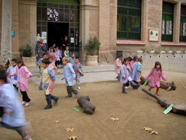 Arribada dels Tions a l'Ateneu
