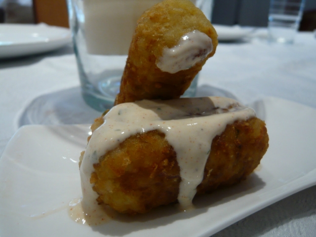 Croquetes d'arròs i formatges