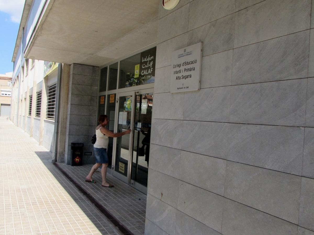 Les portes del centre CEIP Alta Segarra