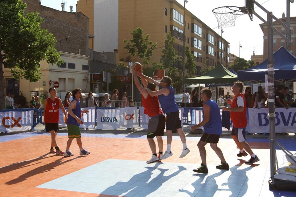 La Plaça de Cal Font, en una edició anterior, s'omplirà de bàsquet