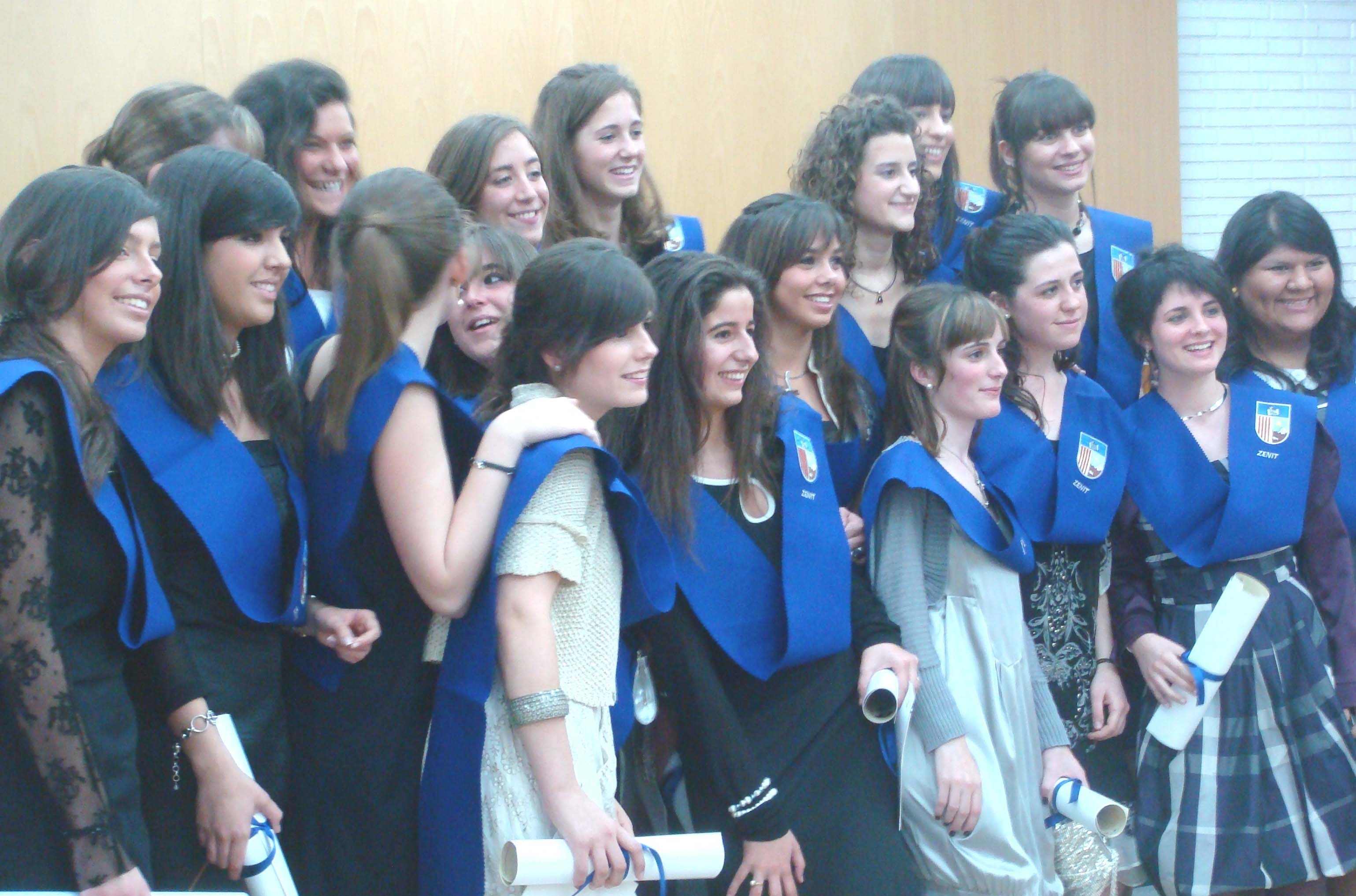 Comiat de les alumnes de 2n de Batxillerat al col·legi Montclar