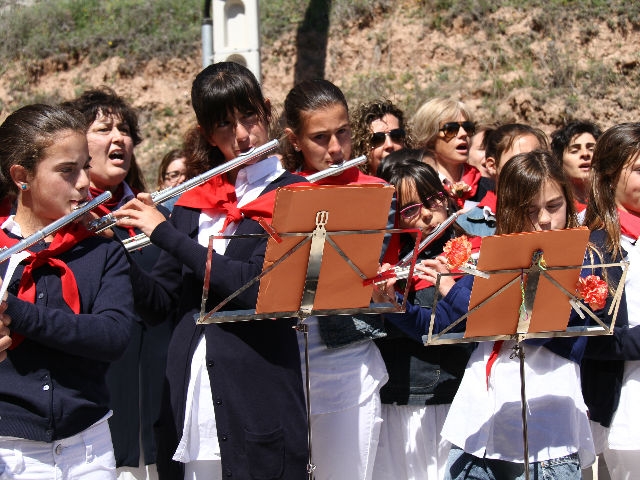 Cantada de Caramelles a Tous