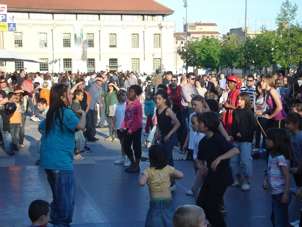 Vine i balla!, el 24 d'abril a Cal Font