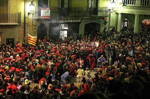 La plaça de Sant Pere en ebullició