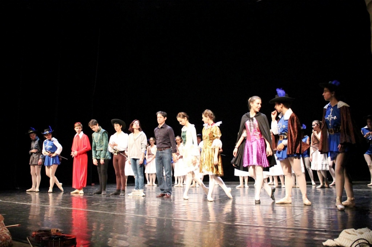 Els ballarins eren alumnes de l'Escola de Dansa del Consell Comarcal