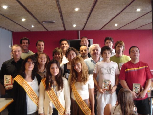 Els campions, amb les pubilles